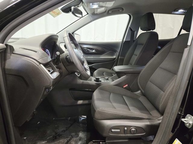 GMC Terrain Vehicle Full-screen Gallery Image 08