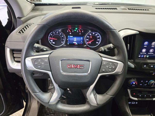 GMC Terrain Vehicle Full-screen Gallery Image 15