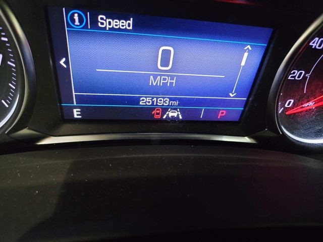 GMC Terrain Vehicle Full-screen Gallery Image 19