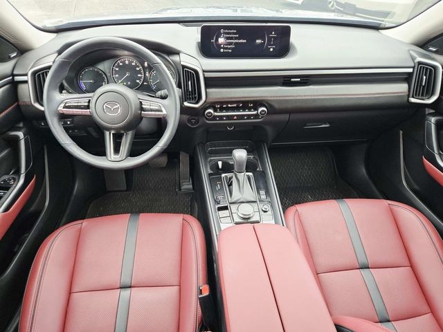 Mazda CX-50 Hybrid Vehicle Full-screen Gallery Image 07