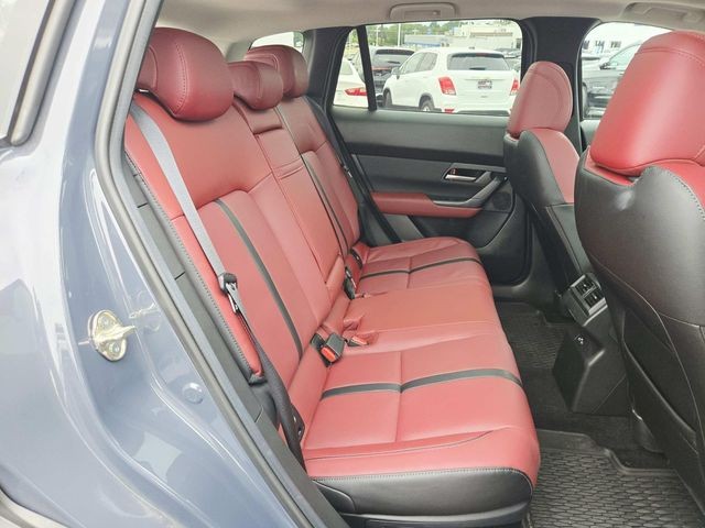Mazda CX-50 Hybrid Vehicle Full-screen Gallery Image 12