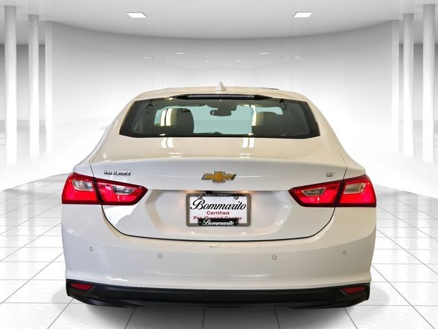 Chevrolet Malibu Vehicle Full-screen Gallery Image 04