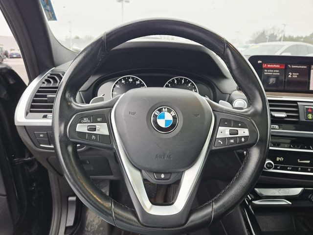 BMW X3 Vehicle Full-screen Gallery Image 07