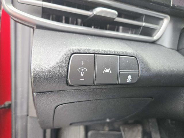 Hyundai Elantra Vehicle Full-screen Gallery Image 27