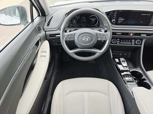 Hyundai Sonata Vehicle Full-screen Gallery Image 08