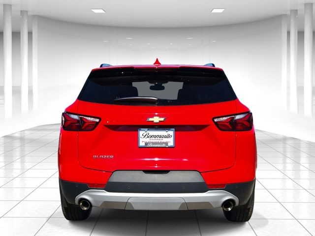 Chevrolet Blazer Vehicle Full-screen Gallery Image 04