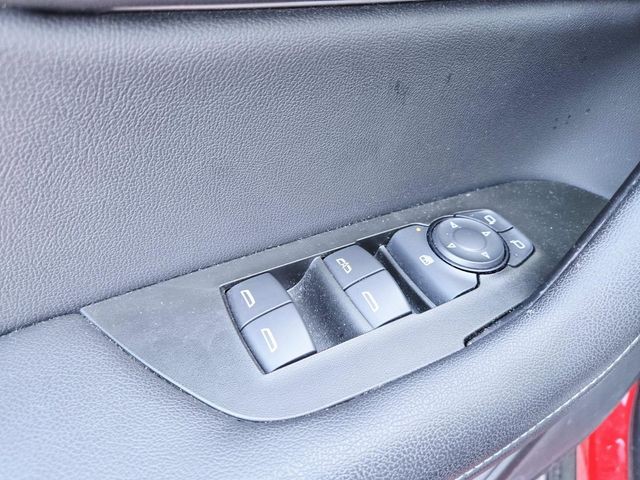 Chevrolet Blazer Vehicle Full-screen Gallery Image 33