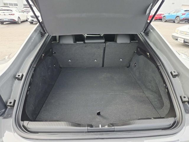 Dodge Charger Vehicle Full-screen Gallery Image 10