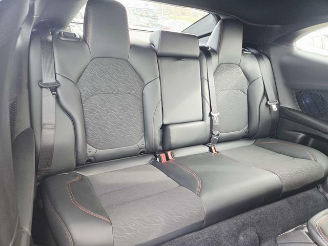 Dodge Charger Vehicle Full-screen Gallery Image 11