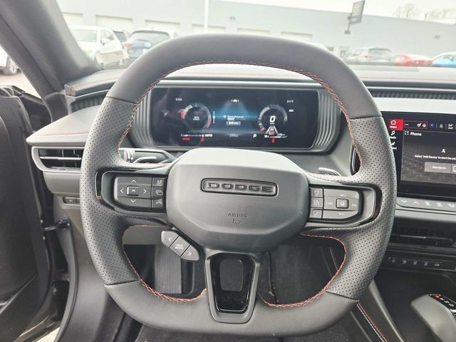 Dodge Charger Vehicle Full-screen Gallery Image 16