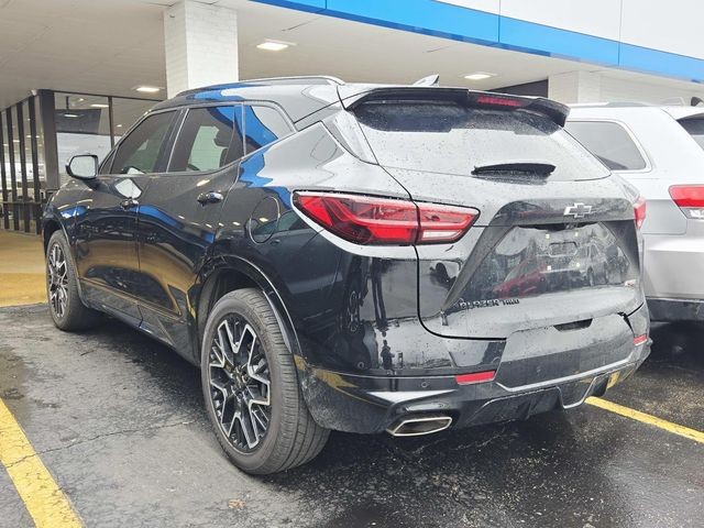 Chevrolet Blazer Vehicle Full-screen Gallery Image 02