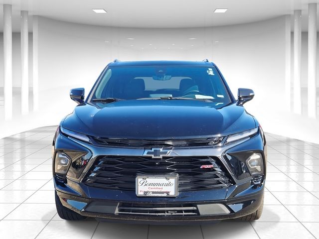 Chevrolet Blazer Vehicle Full-screen Gallery Image 05