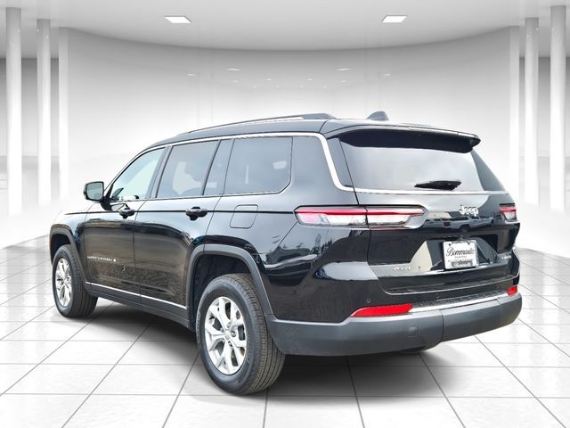 Jeep Grand Cherokee L Vehicle Full-screen Gallery Image 03