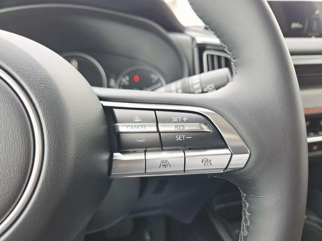 Mazda CX-50 Vehicle Full-screen Gallery Image 17