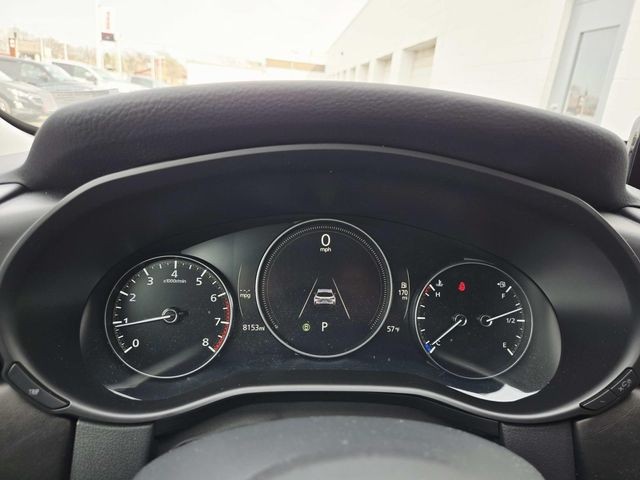 Mazda CX-50 Vehicle Full-screen Gallery Image 18