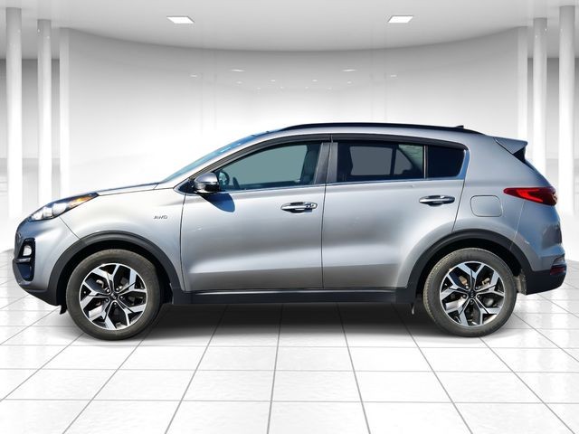 Kia Sportage Vehicle Full-screen Gallery Image 02