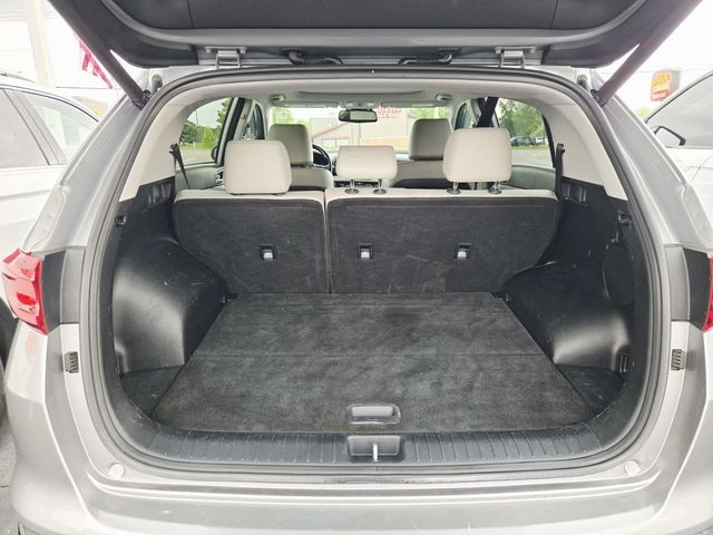 Kia Sportage Vehicle Full-screen Gallery Image 11
