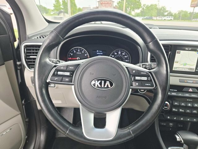 Kia Sportage Vehicle Full-screen Gallery Image 16