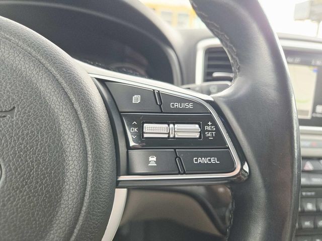 Kia Sportage Vehicle Full-screen Gallery Image 18