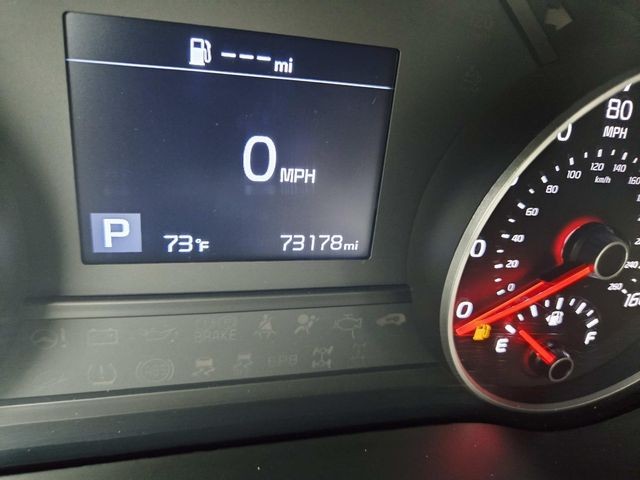 Kia Sportage Vehicle Full-screen Gallery Image 20