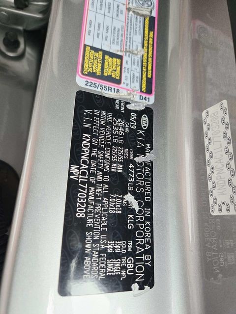 Kia Sportage Vehicle Full-screen Gallery Image 38