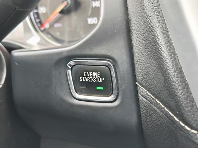 GMC Acadia Vehicle Full-screen Gallery Image 28