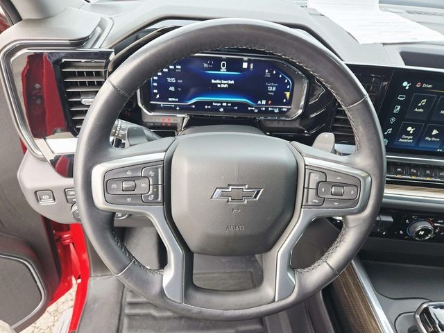 Chevrolet Silverado 1500 Vehicle Full-screen Gallery Image 17