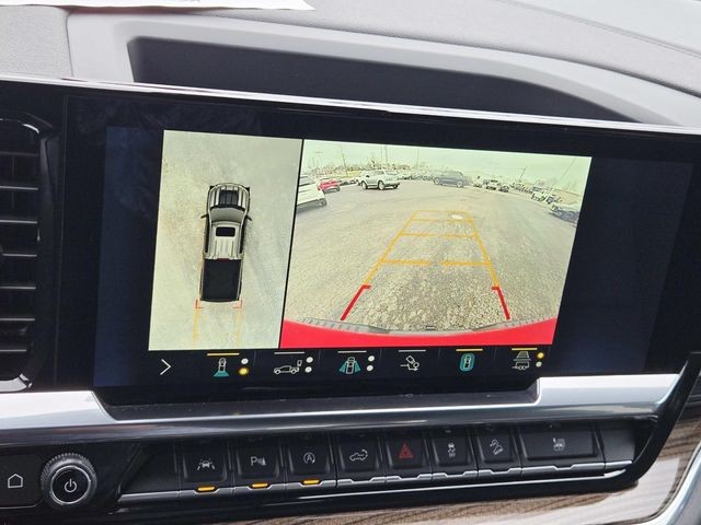 Chevrolet Silverado 1500 Vehicle Full-screen Gallery Image 24