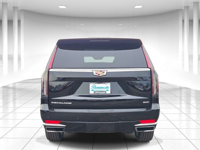Cadillac Escalade Vehicle Full-screen Gallery Image 04