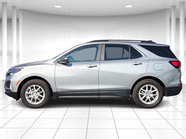 Chevrolet Equinox Vehicle Full-screen Gallery Image 02