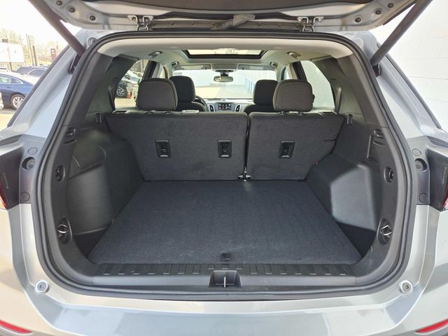 Chevrolet Equinox Vehicle Full-screen Gallery Image 11