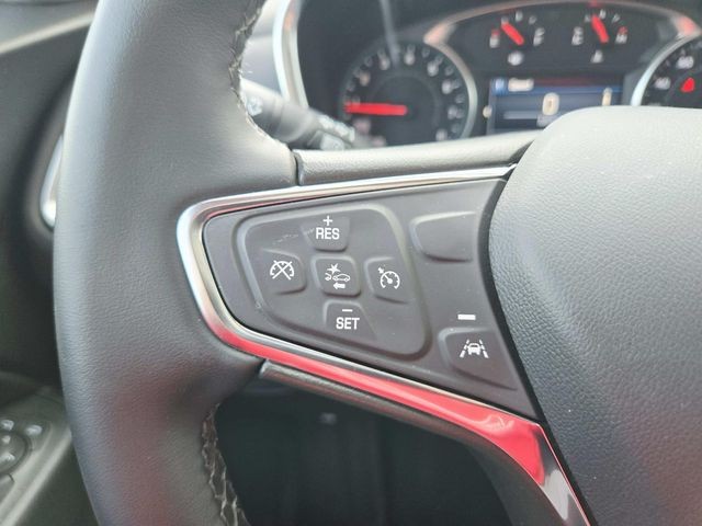 Chevrolet Equinox Vehicle Full-screen Gallery Image 17