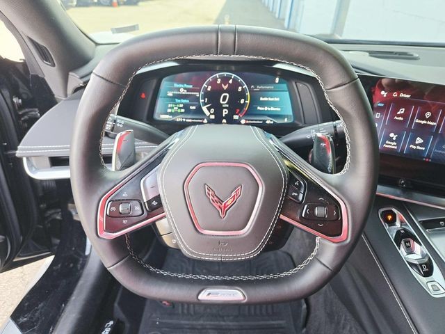 Chevrolet Corvette Vehicle Full-screen Gallery Image 15