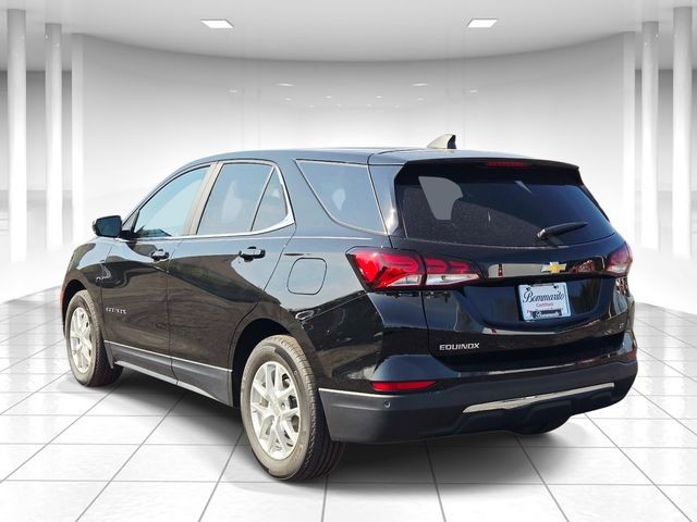 Chevrolet Equinox Vehicle Full-screen Gallery Image 03