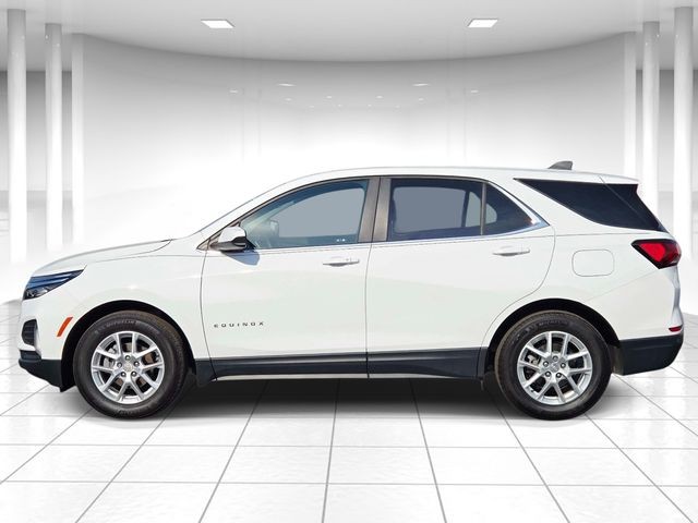 Chevrolet Equinox Vehicle Full-screen Gallery Image 02