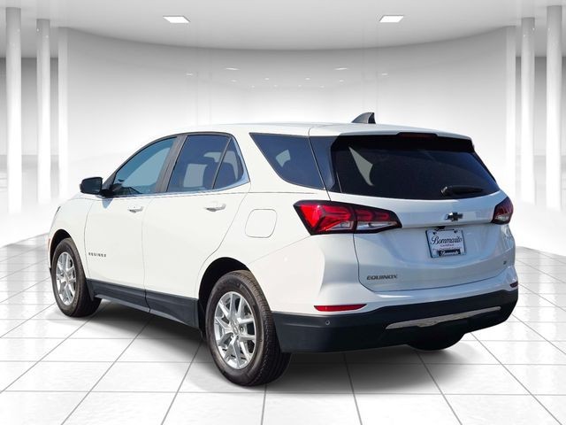 Chevrolet Equinox Vehicle Full-screen Gallery Image 03