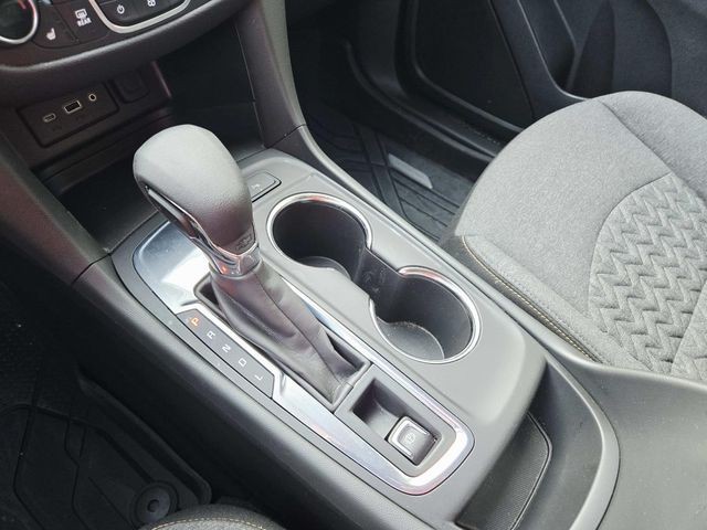 Chevrolet Equinox Vehicle Full-screen Gallery Image 26