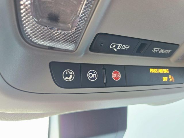 Chevrolet Equinox Vehicle Full-screen Gallery Image 29