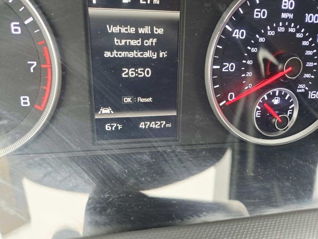 Kia K5 Vehicle Full-screen Gallery Image 19