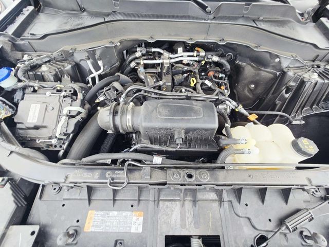 Ford Explorer Vehicle Full-screen Gallery Image 17