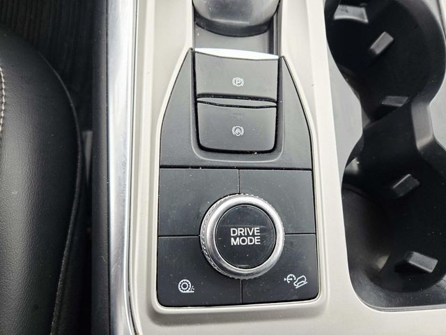 Ford Explorer Vehicle Full-screen Gallery Image 31