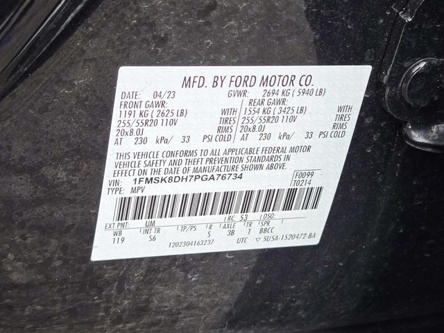 Ford Explorer Vehicle Full-screen Gallery Image 38