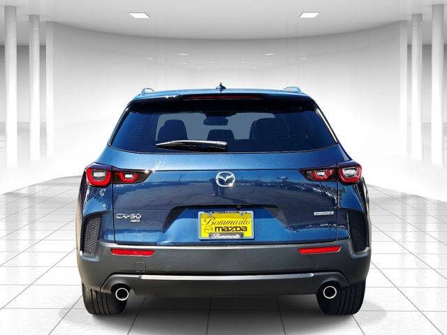 Mazda CX-50 Vehicle Full-screen Gallery Image 04