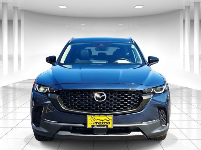 Mazda CX-50 Vehicle Full-screen Gallery Image 05