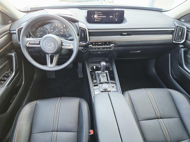 Mazda CX-50 Vehicle Full-screen Gallery Image 07