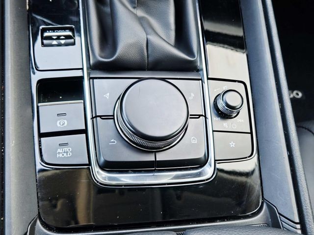 Mazda CX-50 Vehicle Full-screen Gallery Image 27