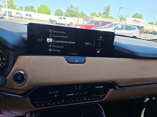 Mazda CX-70 Vehicle Full-screen Gallery Image 11