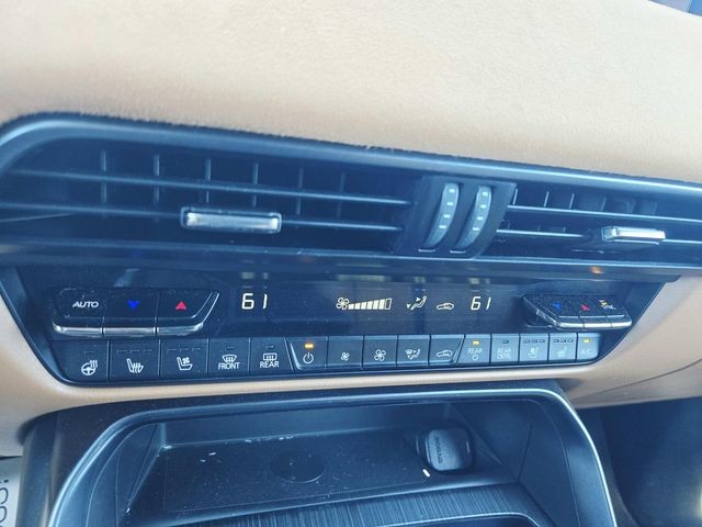 Mazda CX-70 Vehicle Full-screen Gallery Image 14