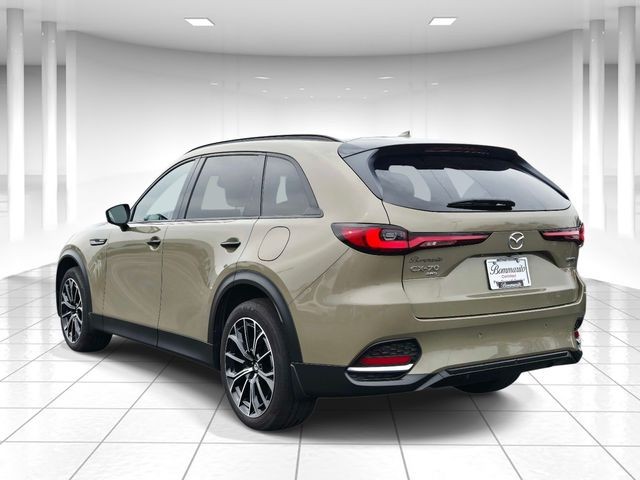 Mazda CX-70 PHEV Vehicle Full-screen Gallery Image 03
