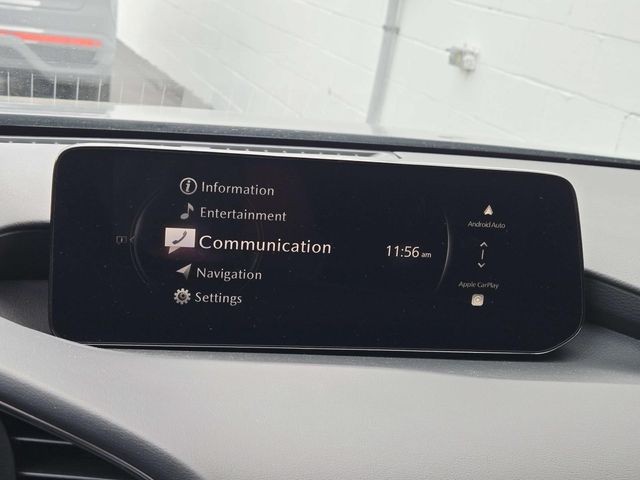 Mazda Mazda3 Vehicle Full-screen Gallery Image 22